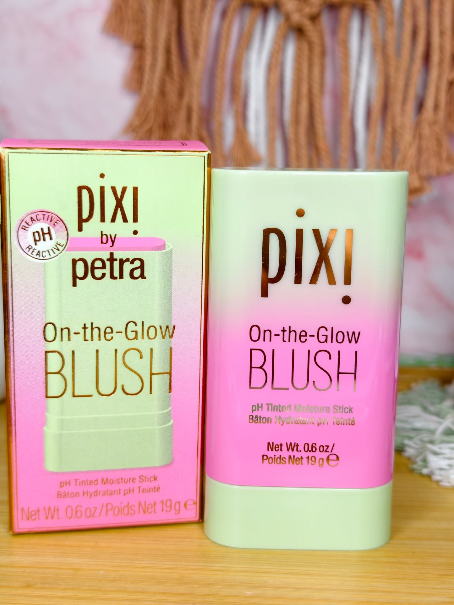 Pixi - On the Glow blush Cheektone