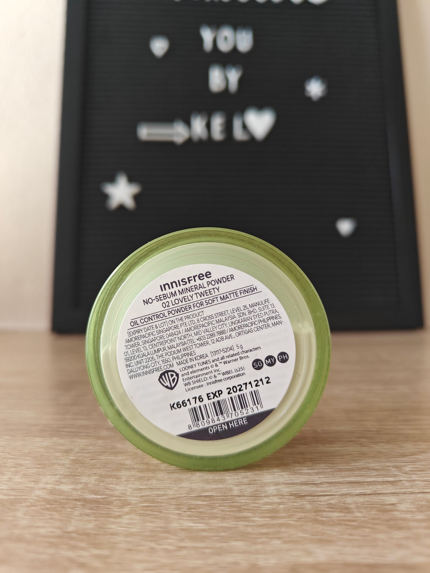 Looney Tunes x Innisfree No sebum mineral powder 02