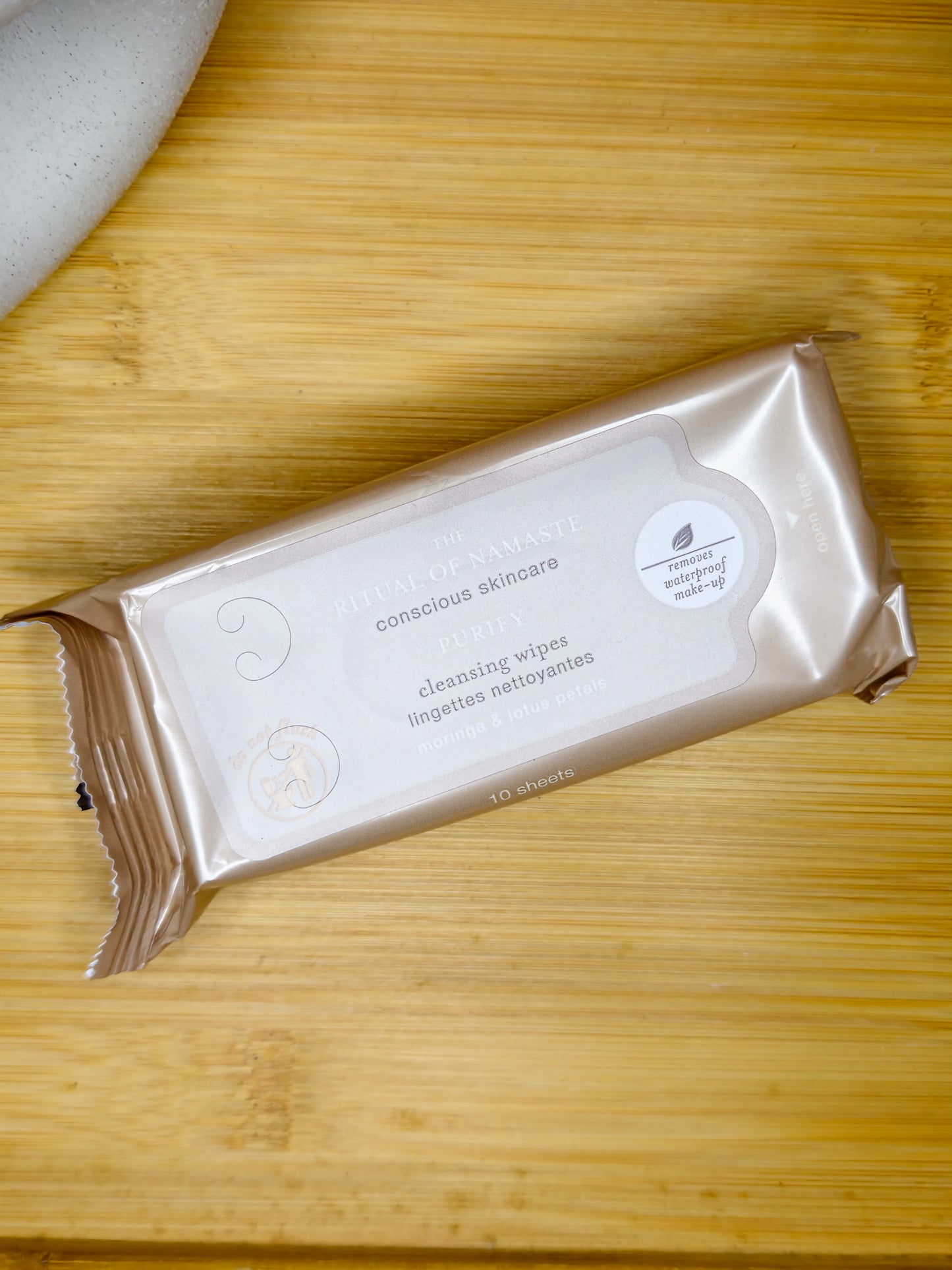 The ritual of Namaste Cleansing wipes