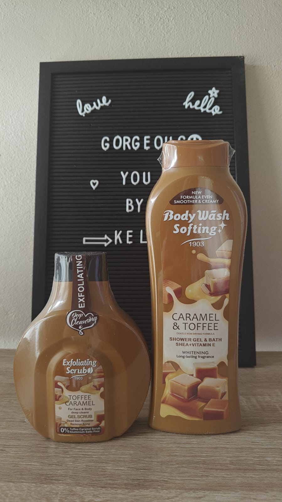 Duo Bodywash and Gel scrub