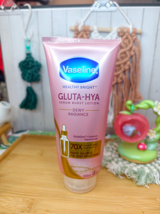 Vaseline Gluta-hya serum burst lotion dewy radiance 300ml